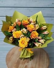 Букет цветов из:  Альстромерии и Розы в Ферзиково