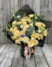 Букет цветов из:  Розы и Лизиантусы в Ферзиково
