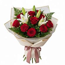 Букет цветов из:  Лилии и Розы в Ферзиково