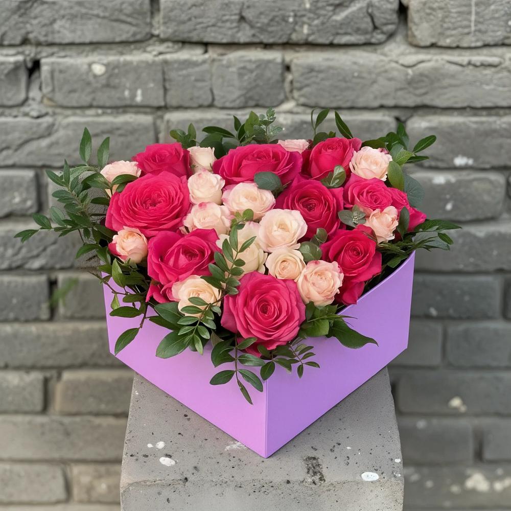 Цветочная композиция из Розы в коробке в Ферзиково