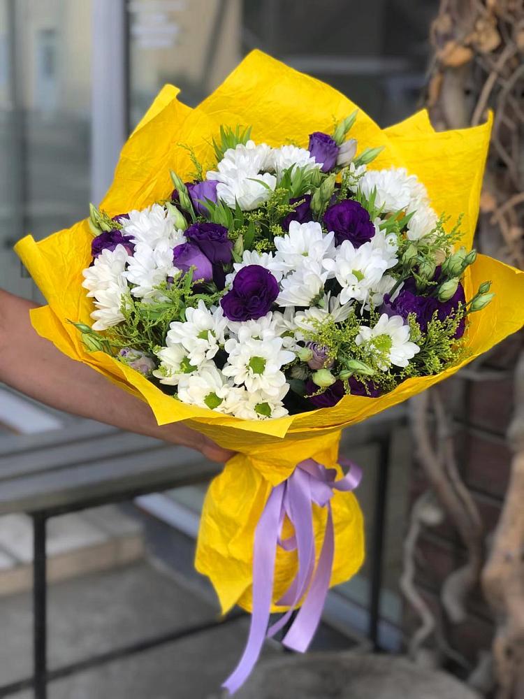 Букет цветов из: Ирисы, Хризантемы и Ромашки в Ферзиково