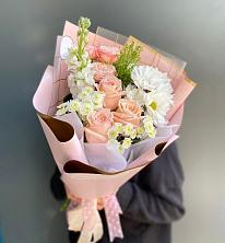 Букет цветов из:  Хризантемы и Розы в Ферзиково