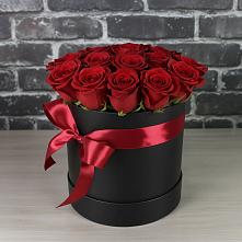 Цветочная композиция из Розы в шляпной коробке в Ферзиково