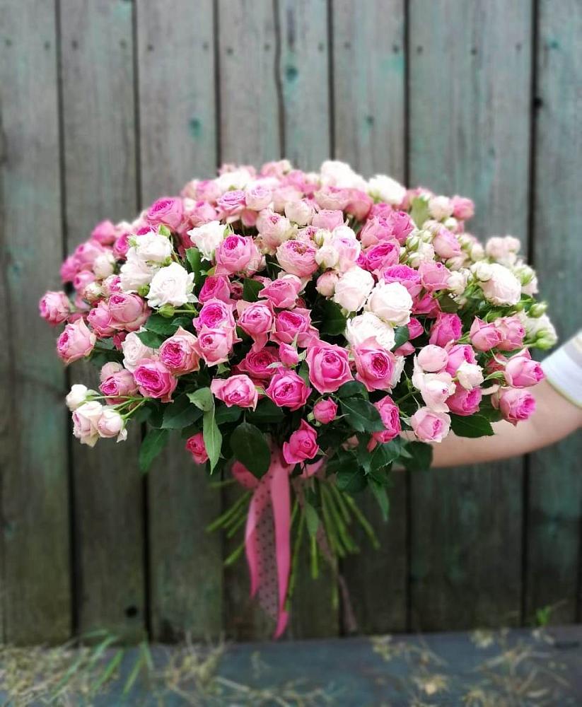 Букет Розовые кустовые розы Натали и Лав Лидия в Ферзиково