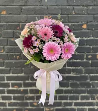 Букет цветов из:  Герберы и Хризантемы в Ферзиково