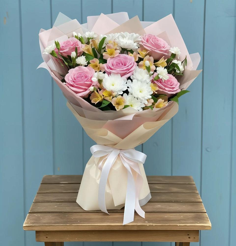 Букет цветов из: Гвоздики, Орхидеи и Розы в Ферзиково