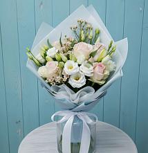 Букет цветов из:  Розы и Лизиантусы в Ферзиково